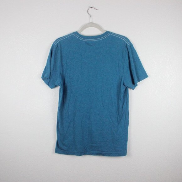 BUNDLE, 2 Guess, Shirts, Tees, Men's M, 1 White and 1 Blue - Picture 6 of 6